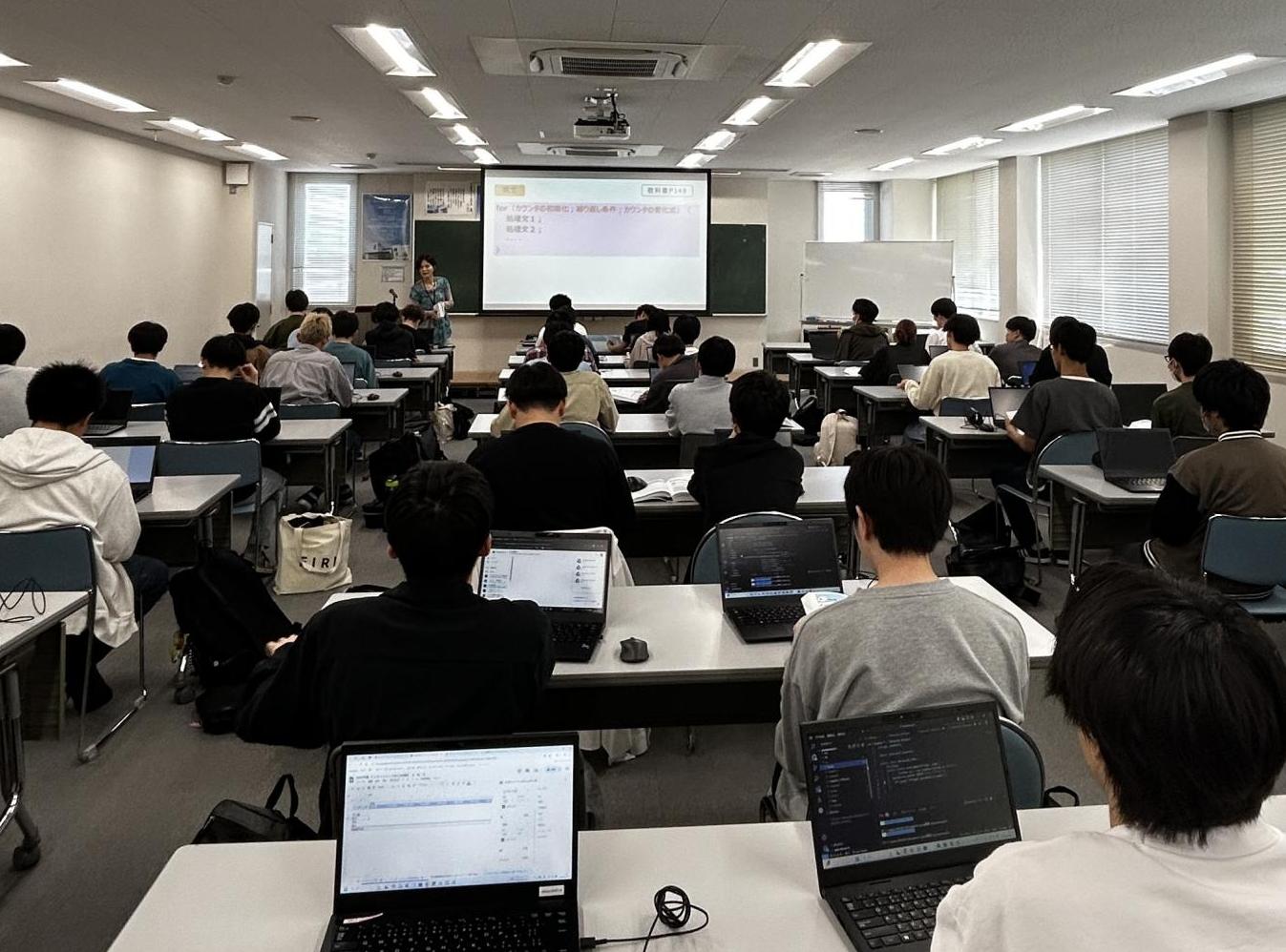 【情報システム学科】楽しいJavaプログラミング！