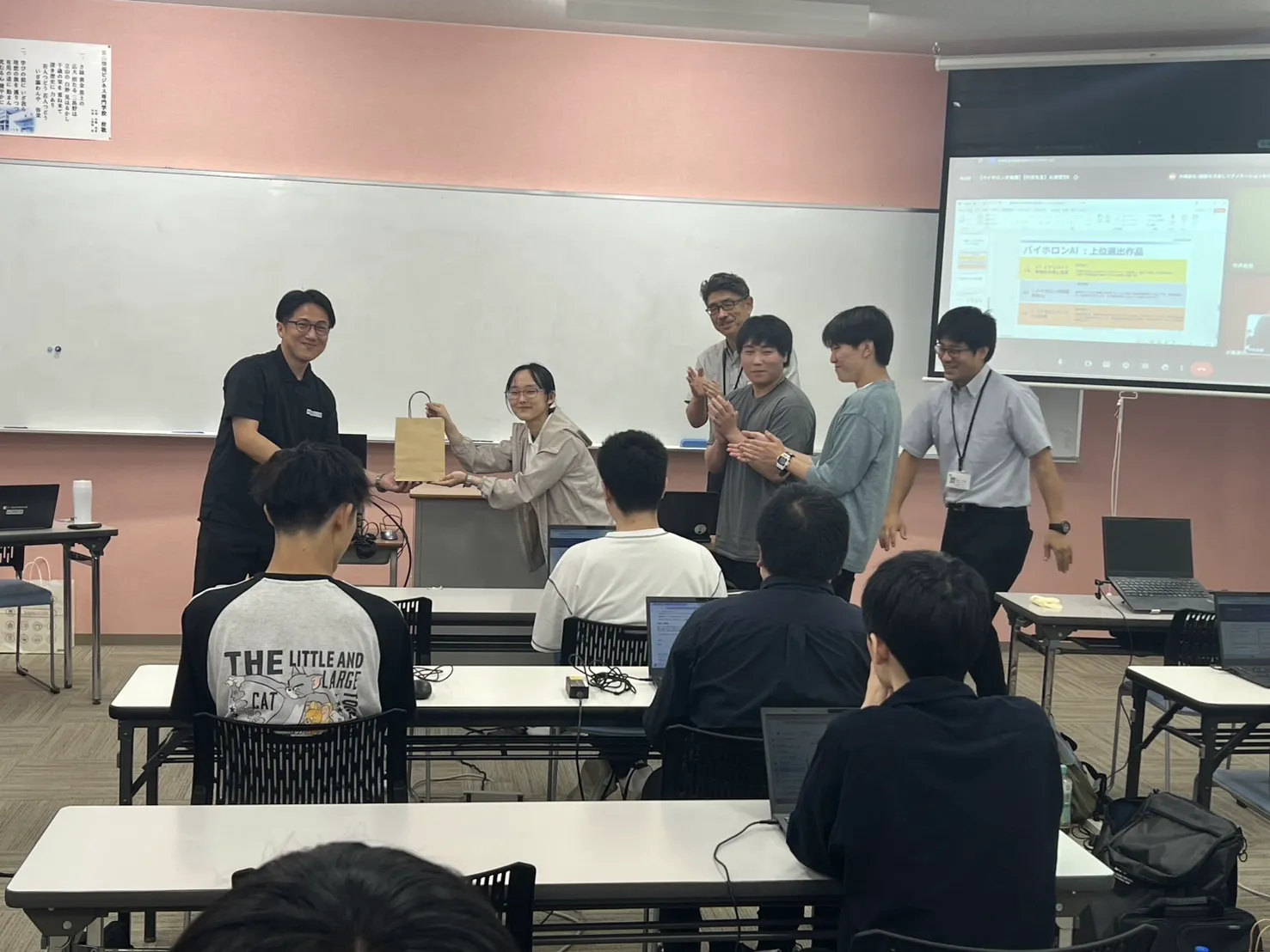 【情報システム学科】バイホロン株式会社様との連携授業が完結！成果発表会を実施しました
