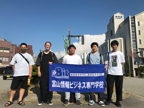 【ゲームクリエイター専攻1年】『つくるUOZUゲームクリエイト体験教室』ボランティアスタッフとして参加しました。